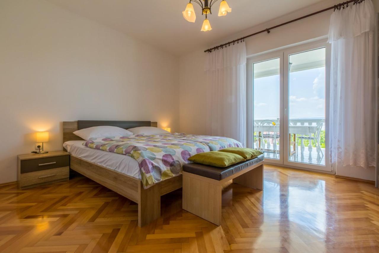 Amila Apartment Crikvenica Exterior photo
